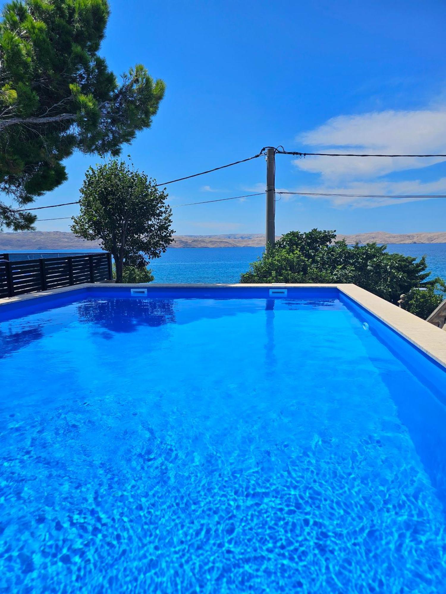 Beachfront Apartments Baricevic With Pool Цезарица Екстериор снимка