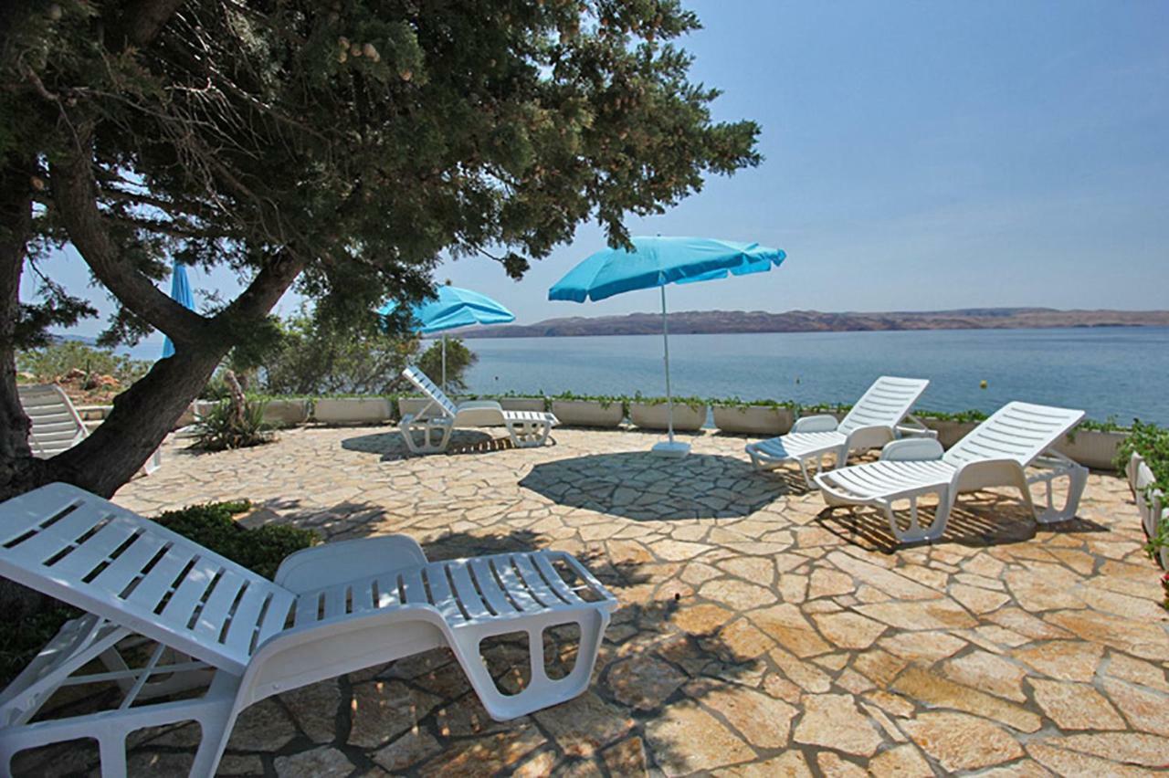 Beachfront Apartments Baricevic With Pool Цезарица Екстериор снимка